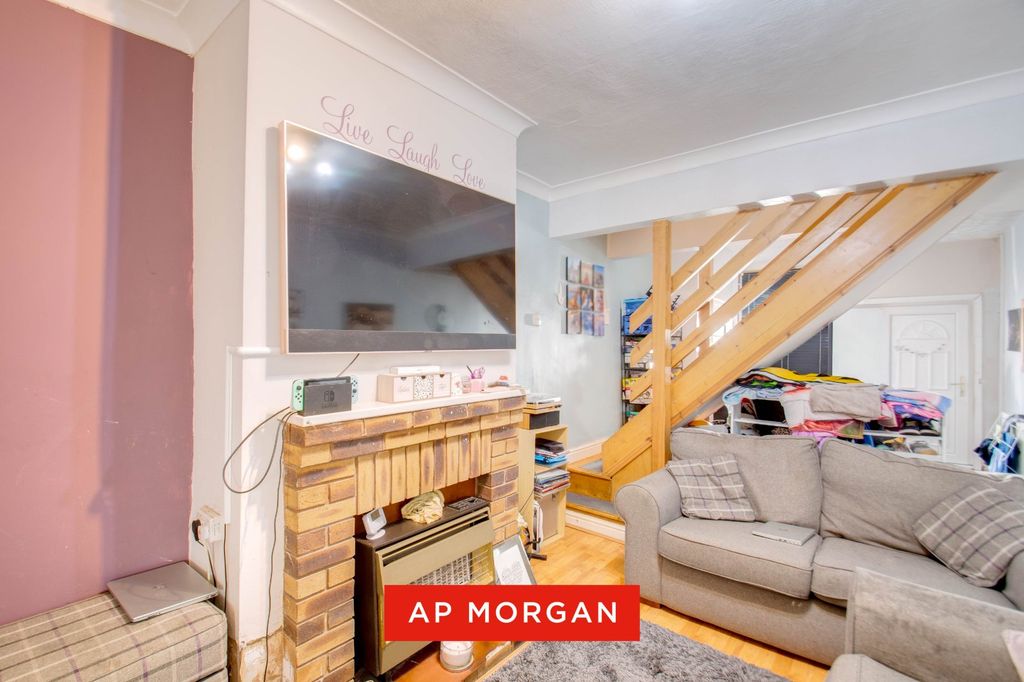 Property photo 3 of 14 Picture No. 10