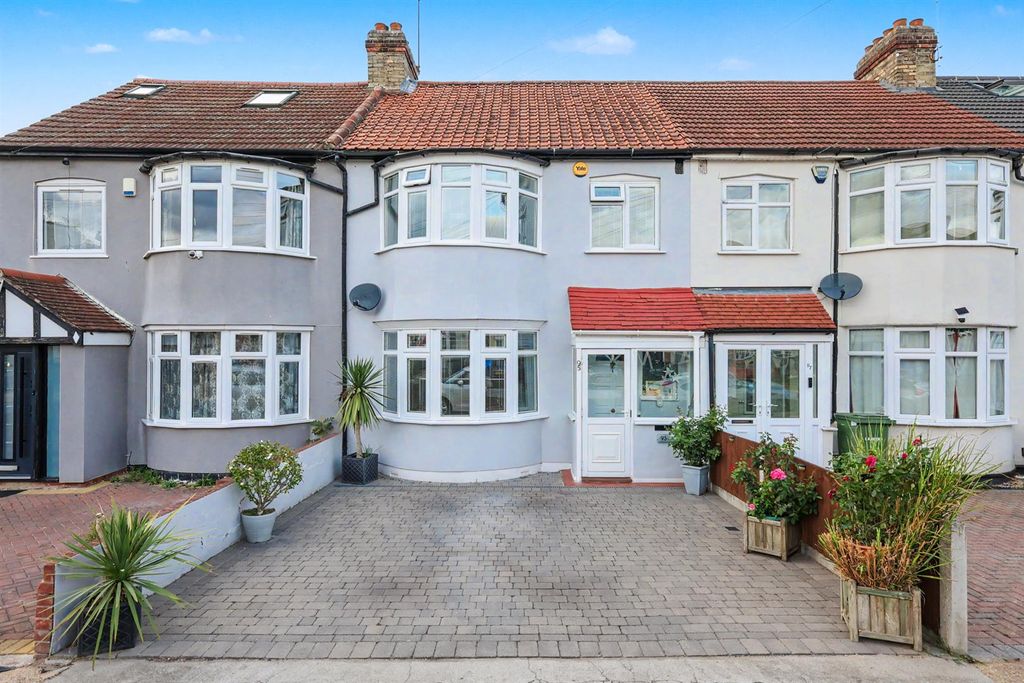 Property photo 1 of 17