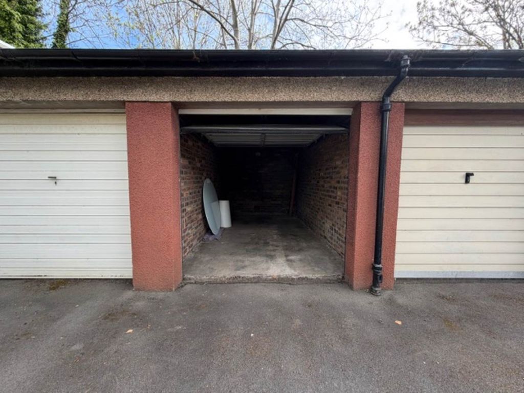 Property photo 2 of 5 1