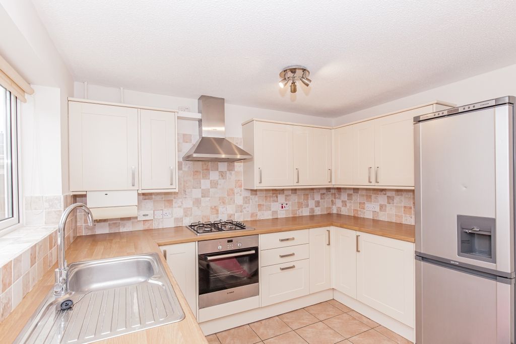 Property photo 2 of 8 148496