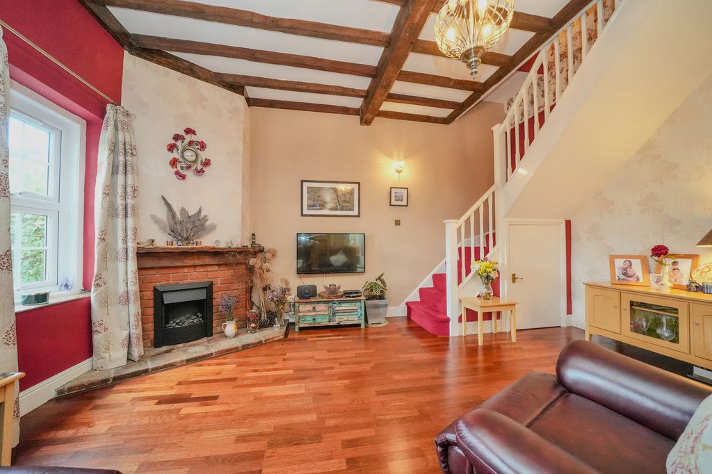 Property photo 3 of 29