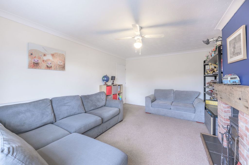 Property photo 3 of 30