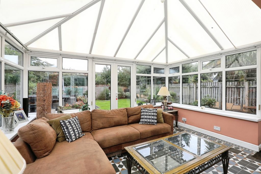 Property photo 1 of 30 Pbox-Img.Jpg