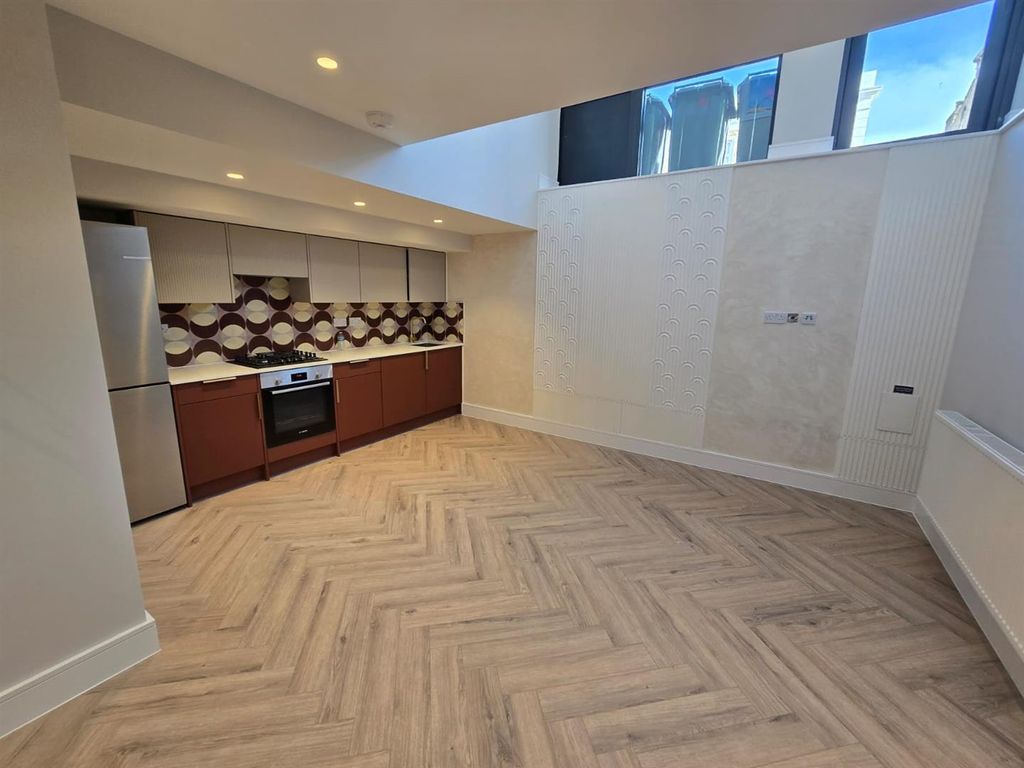 Property photo 2 of 8 Img-20250205-Wa0008.Jpg