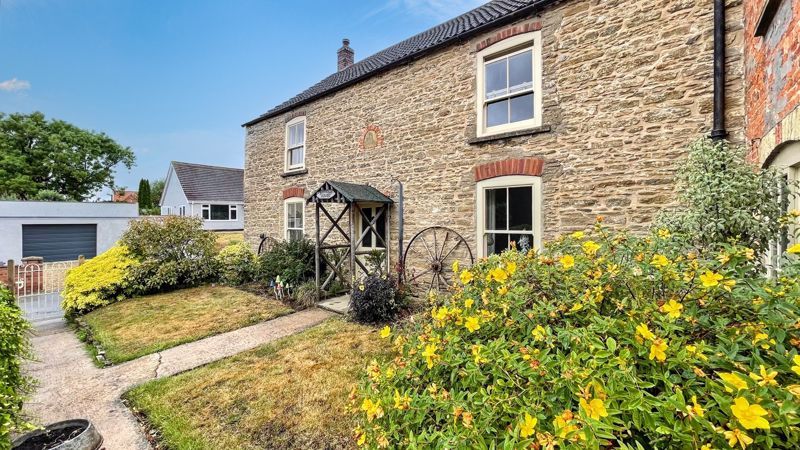 Property photo 2 of 25 Photo 19