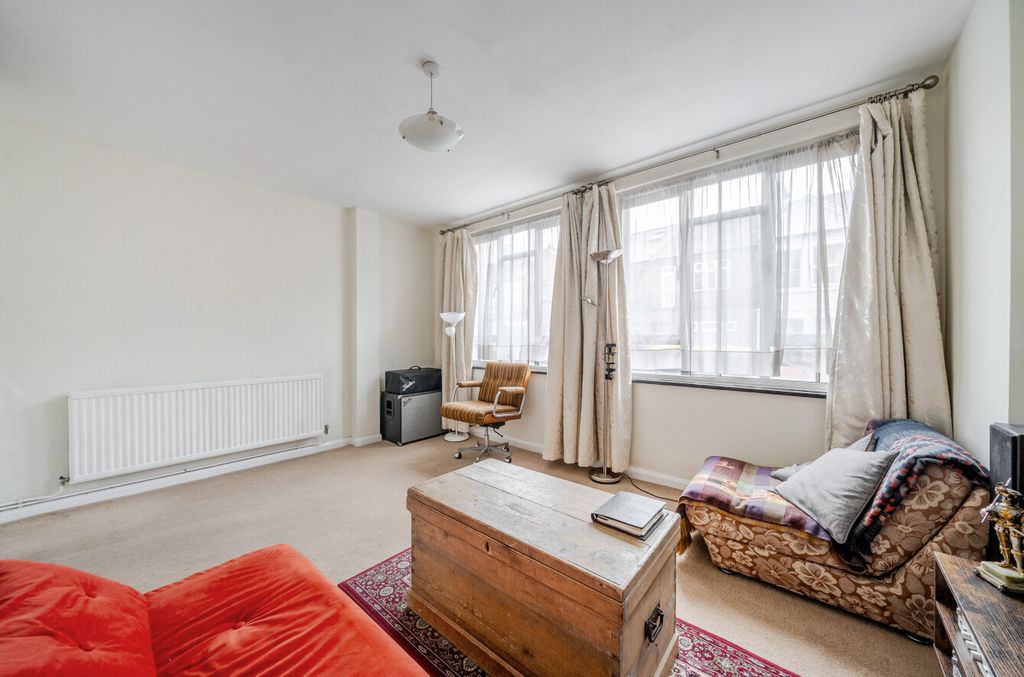 Property photo 3 of 15 1330919-4-688Cca9...
