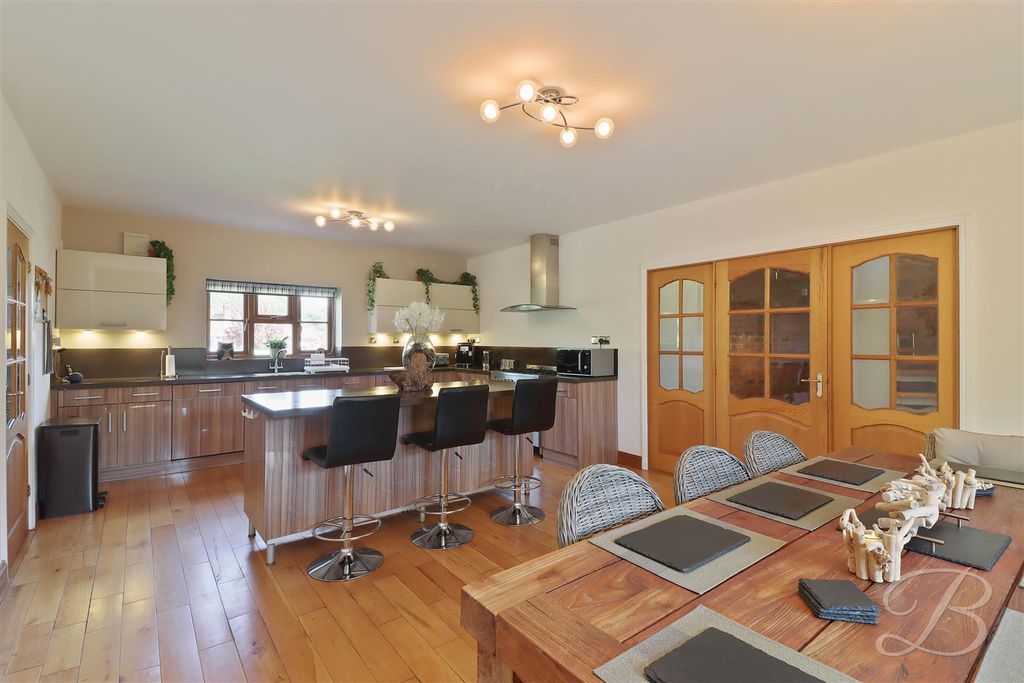 Property photo 3 of 45 Img_1590_1.Jpg