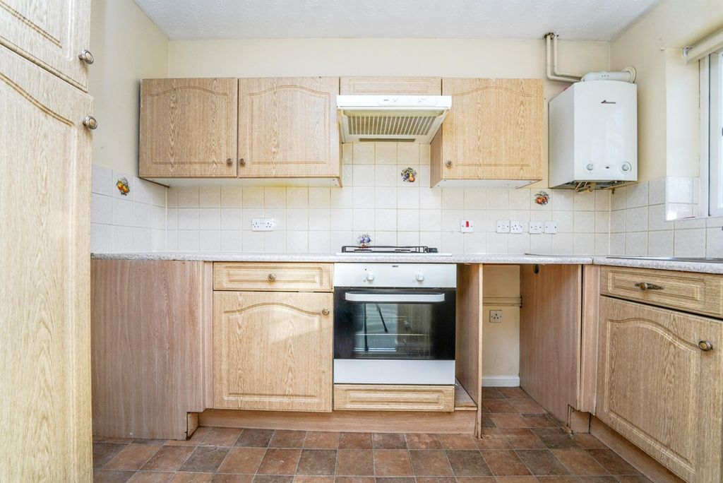 Property photo 3 of 10 3