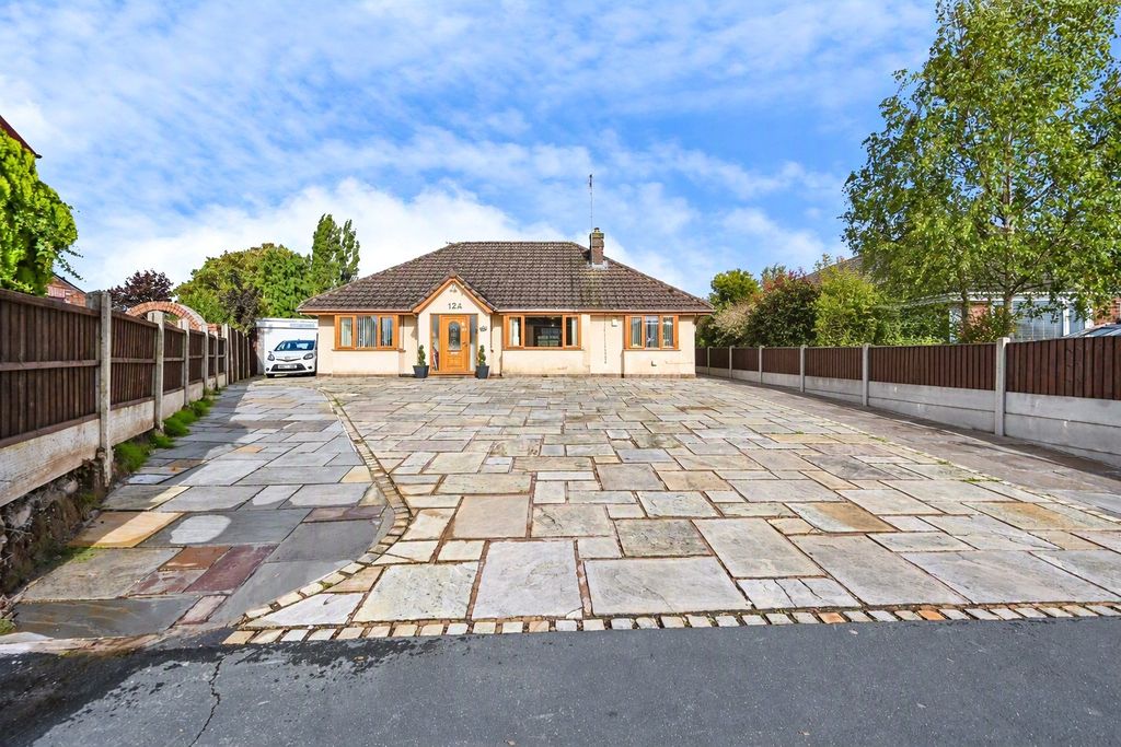 Property photo 1 of 24 Picture No. 32
