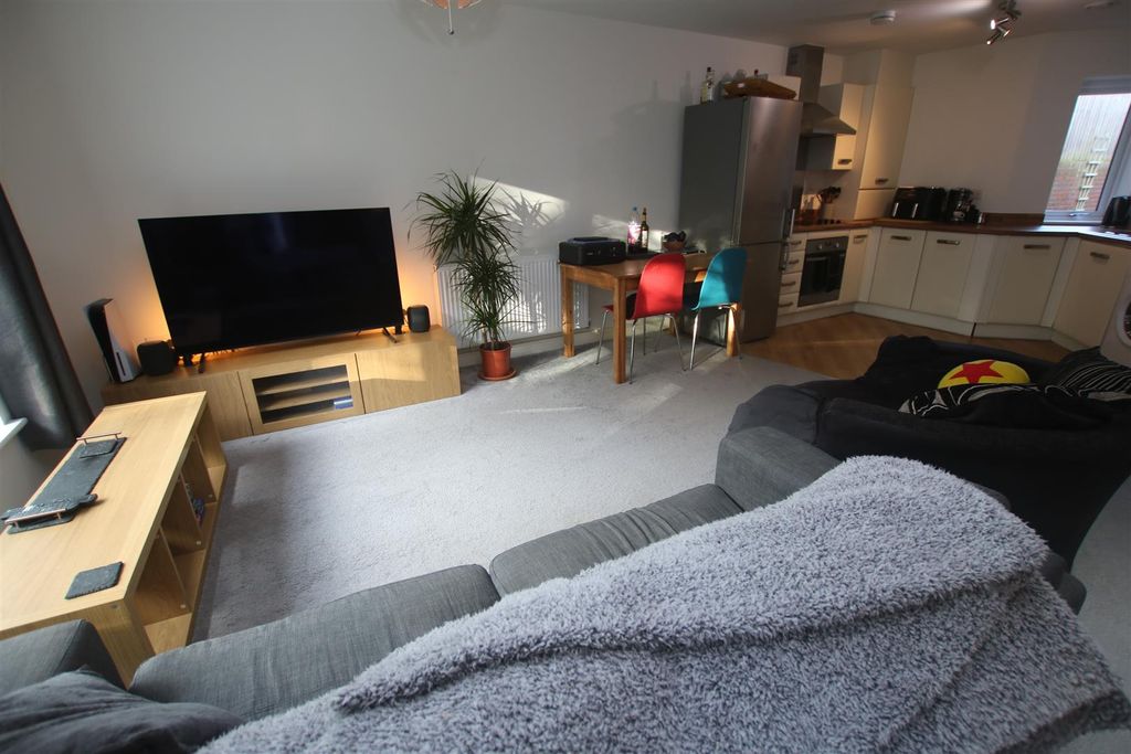 Property photo 3 of 8 Living Room-Kitchen.Jpg