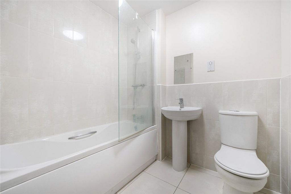 Property photo 2 of 16 Picture No. 23