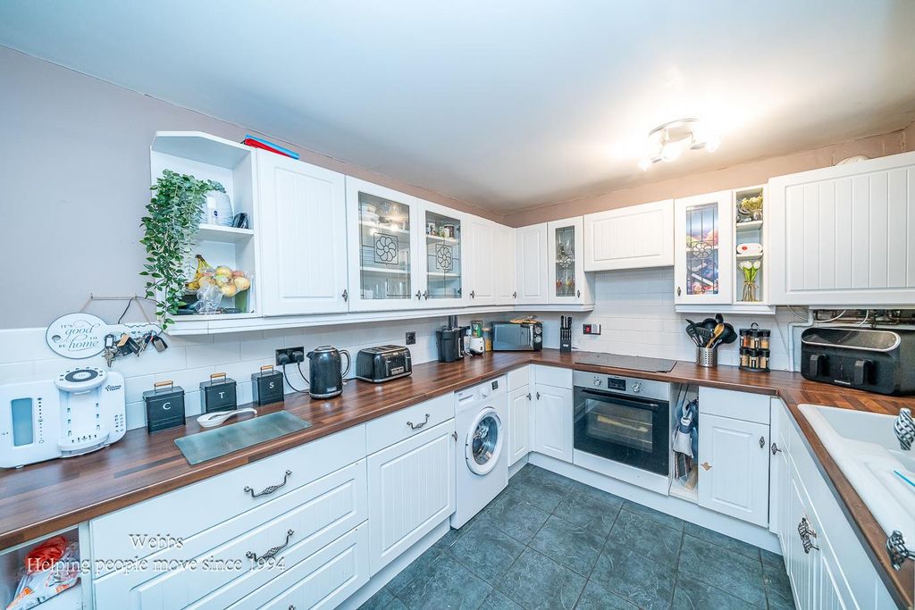 Property photo 3 of 26 Webbs-9.Jpg