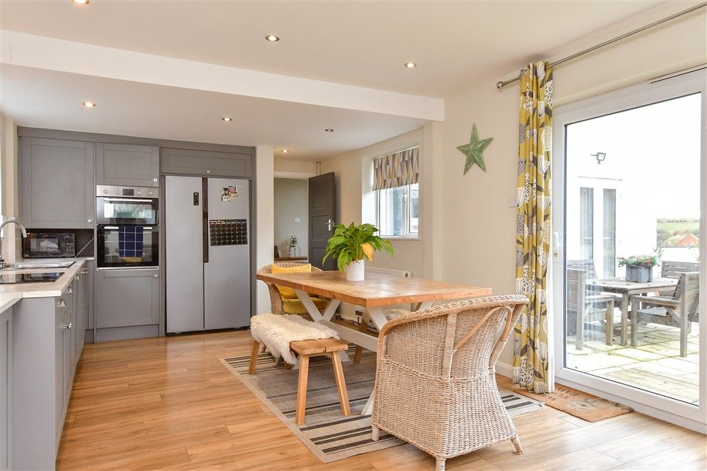 Property photo 2 of 14 Kitchen/ Dining Room