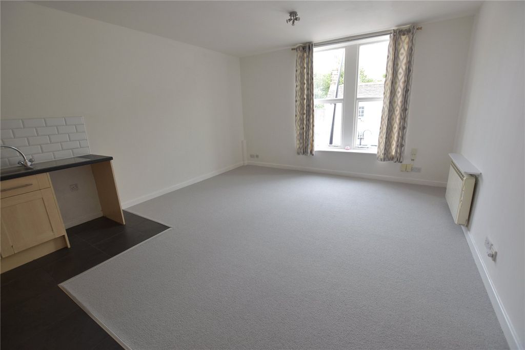 Property photo 3 of 6 Picture No. 03
