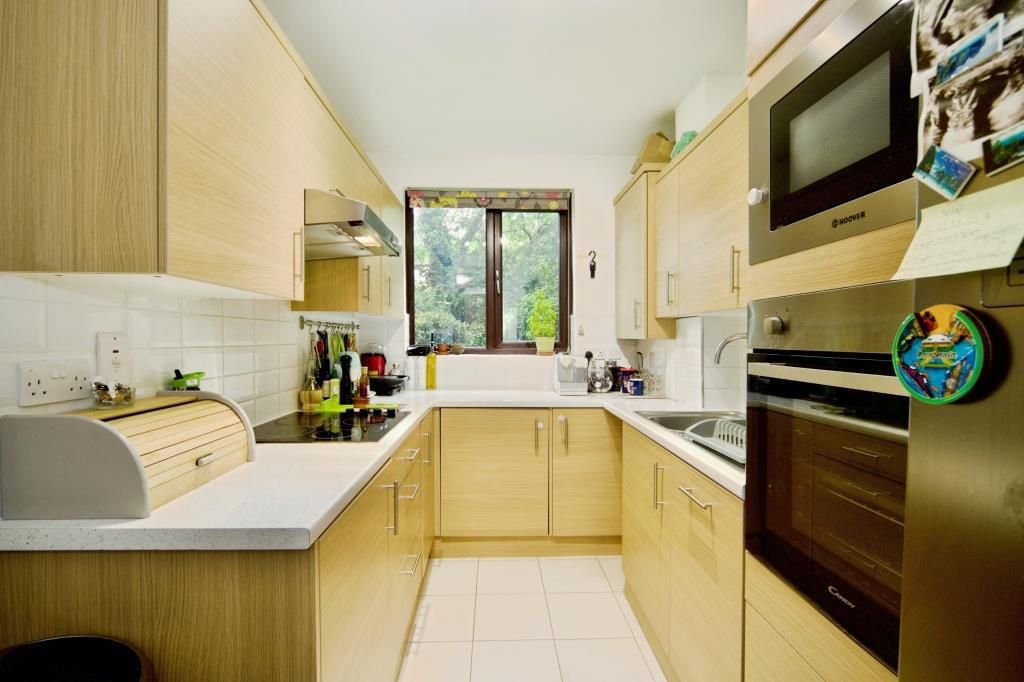 Property photo 2 of 17 Kitchen