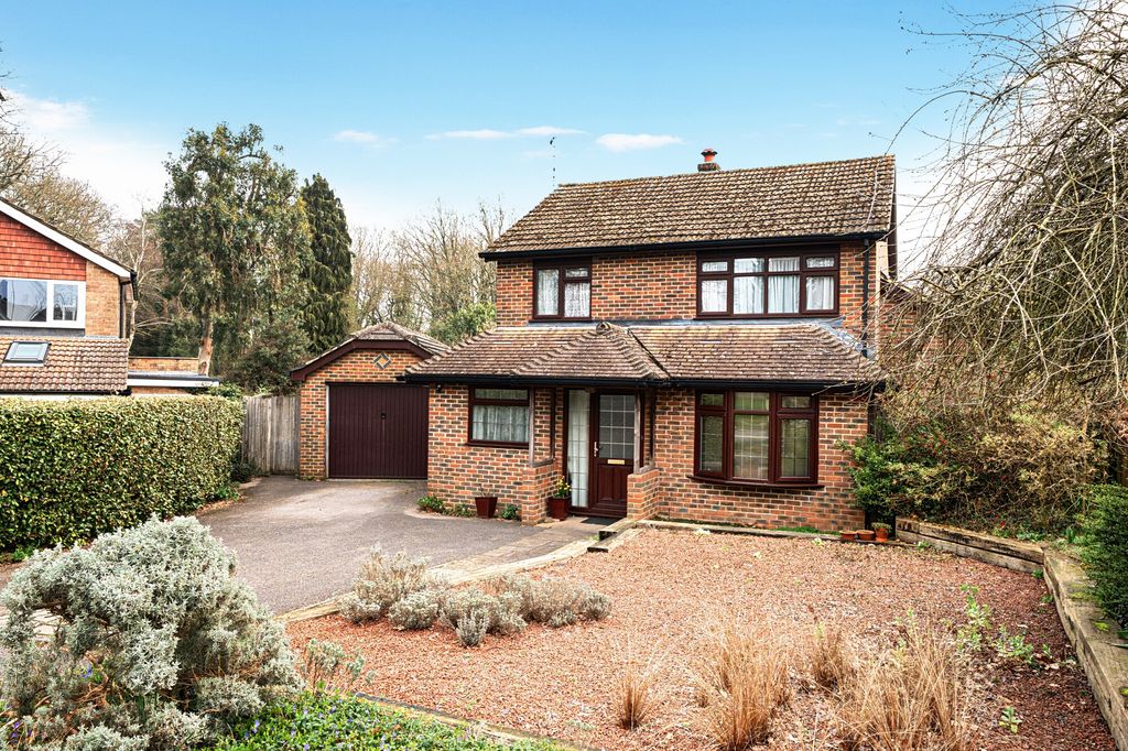 Property photo 1 of 9