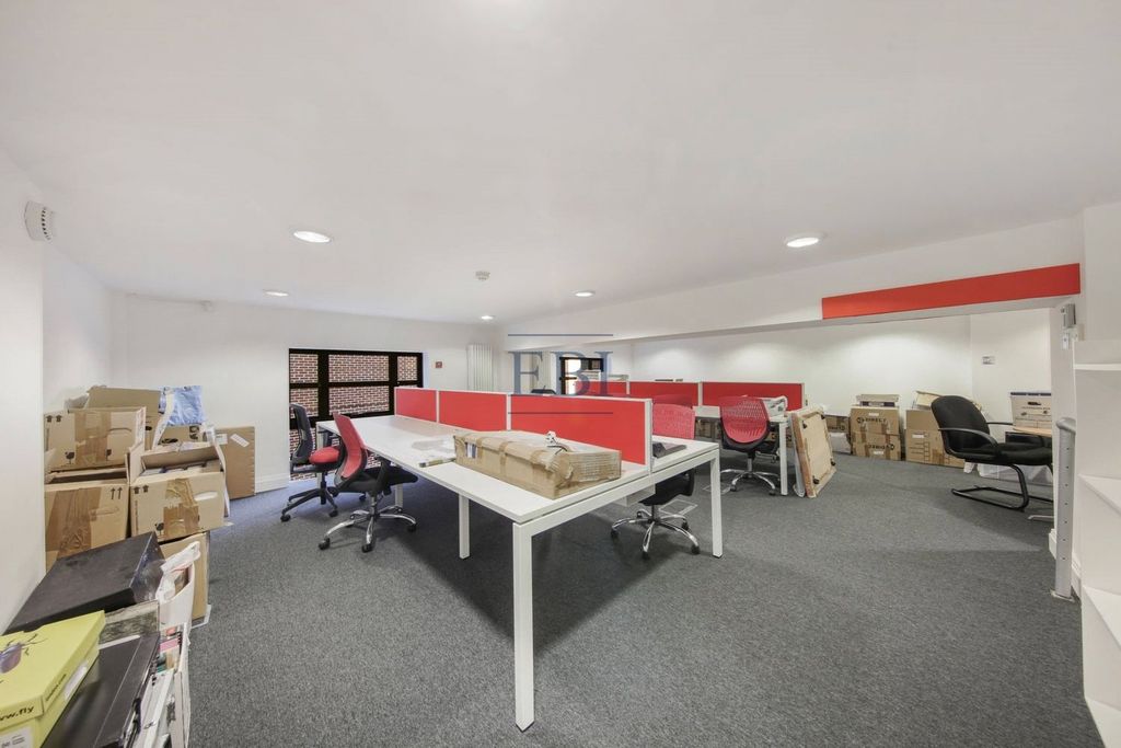 Property photo 3 of 10 Picture No. 03