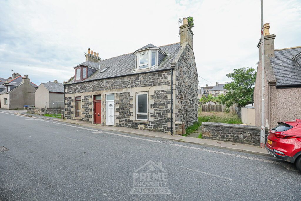 Property photo 2 of 19