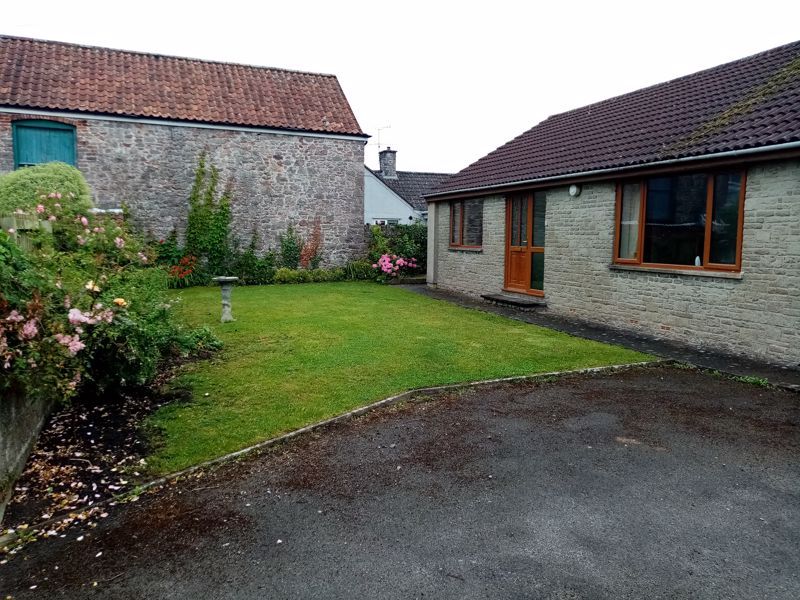 Property photo 2 of 16 Photo 11