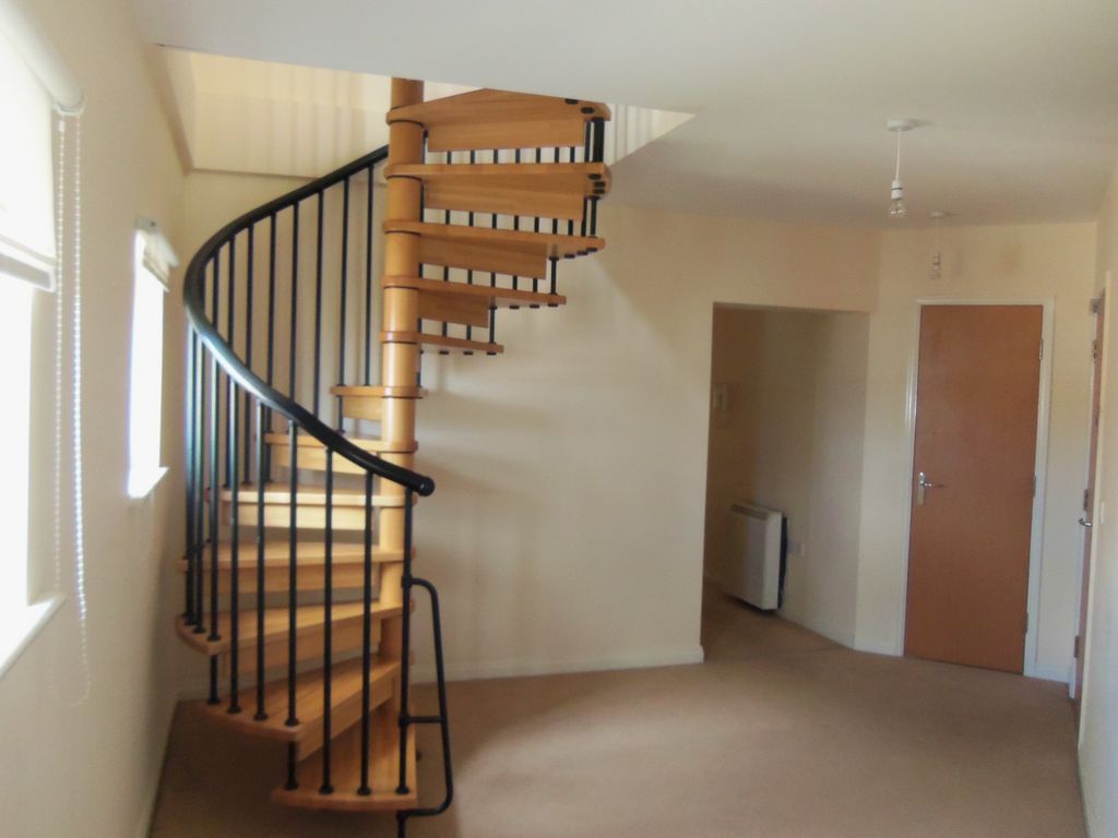 Property photo 3 of 5