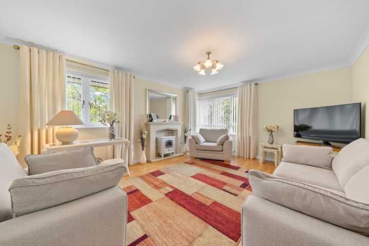 Property photo 2 of 27