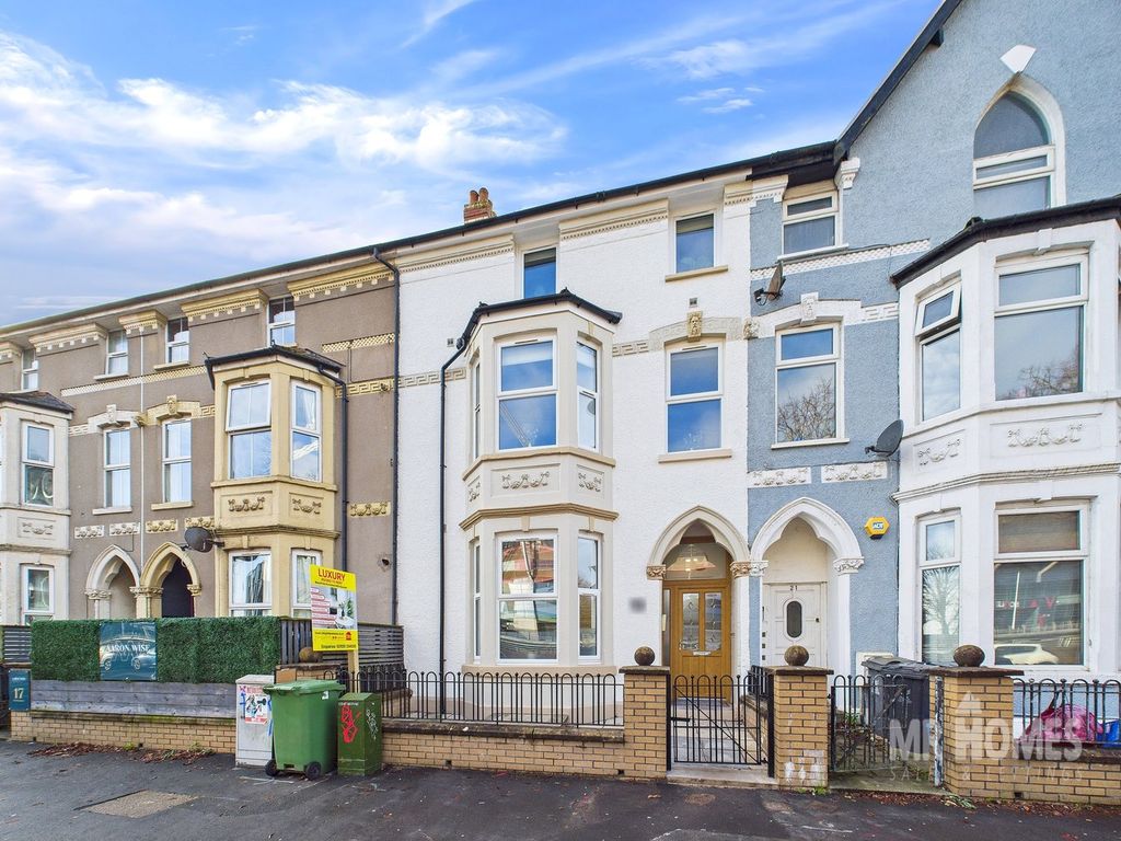 Property photo 2 of 30