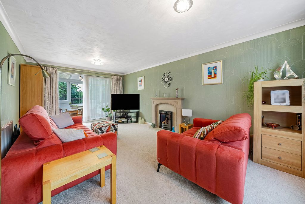 Property photo 1 of 36