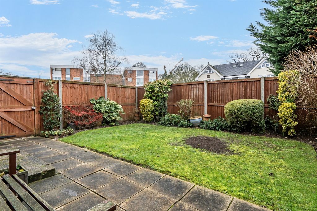 Property photo 2 of 12