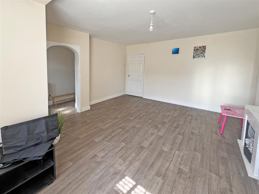 Property photo 3 of 9 Img_5524.Jpg