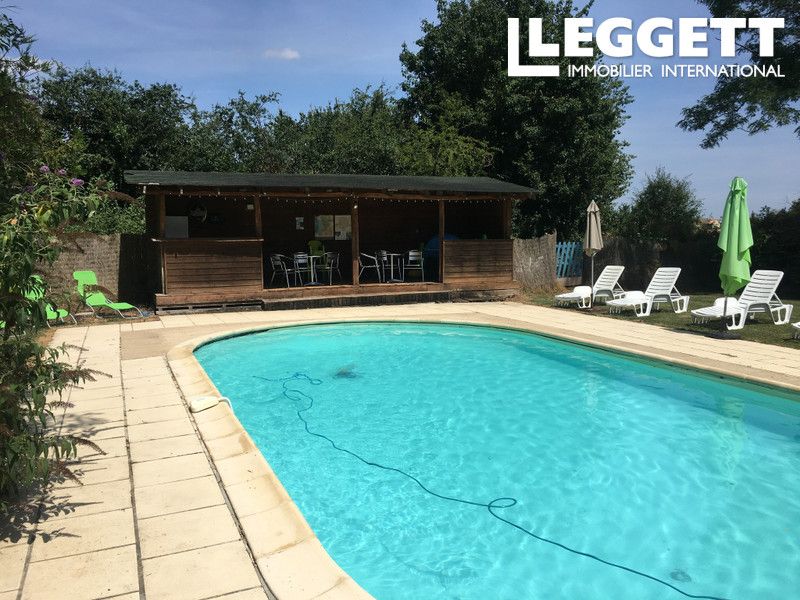 Property photo 2 of 10