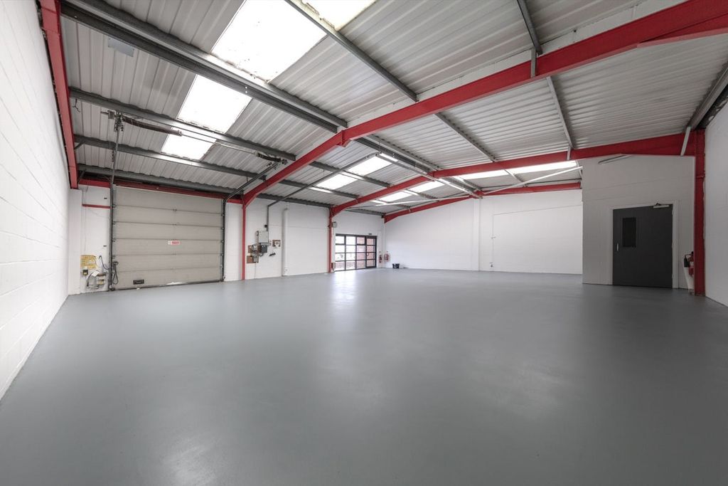 Property photo 2 of 2 Photo 5