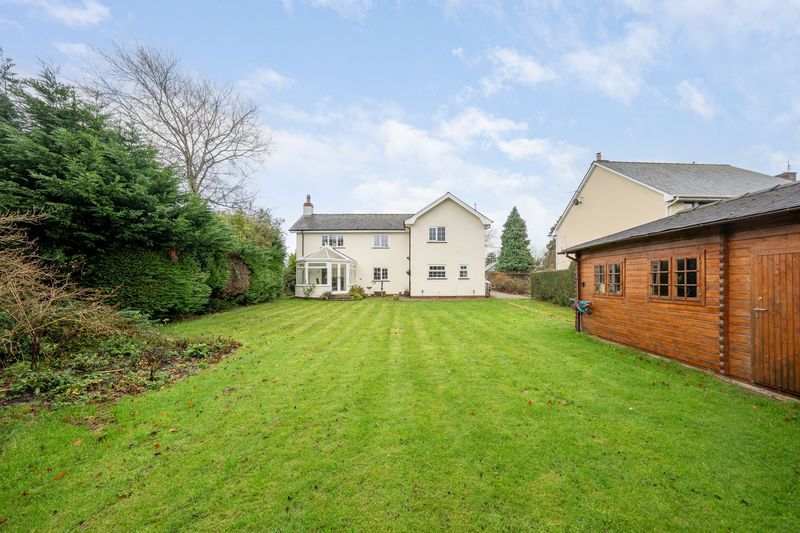 Property photo 2 of 29 Photo 27