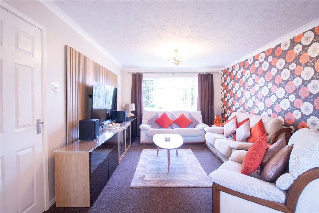 Property photo 2 of 44 Img_8273_1.Jpg