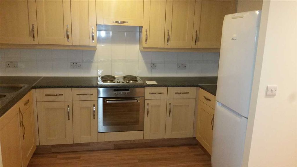 Property photo 2 of 7
