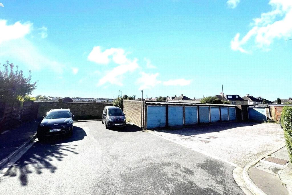 Property photo 1 of 5 Picture No. 03