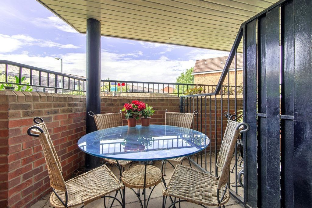 Property photo 2 of 5 Picture No. 20