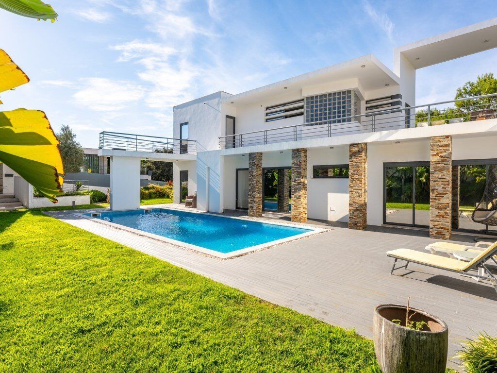 Property photo 1 of 47 Detached 4+1 Bedroom Villa - Birre