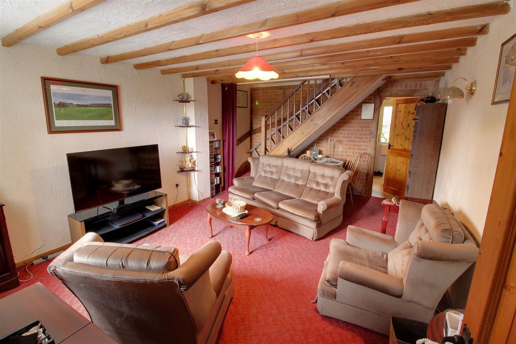 Property photo 3 of 9 Img_4561-Img_4563.Jpg