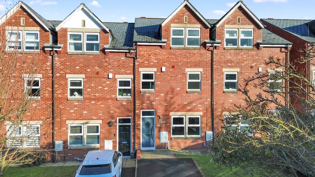 Property photo 1 of 28