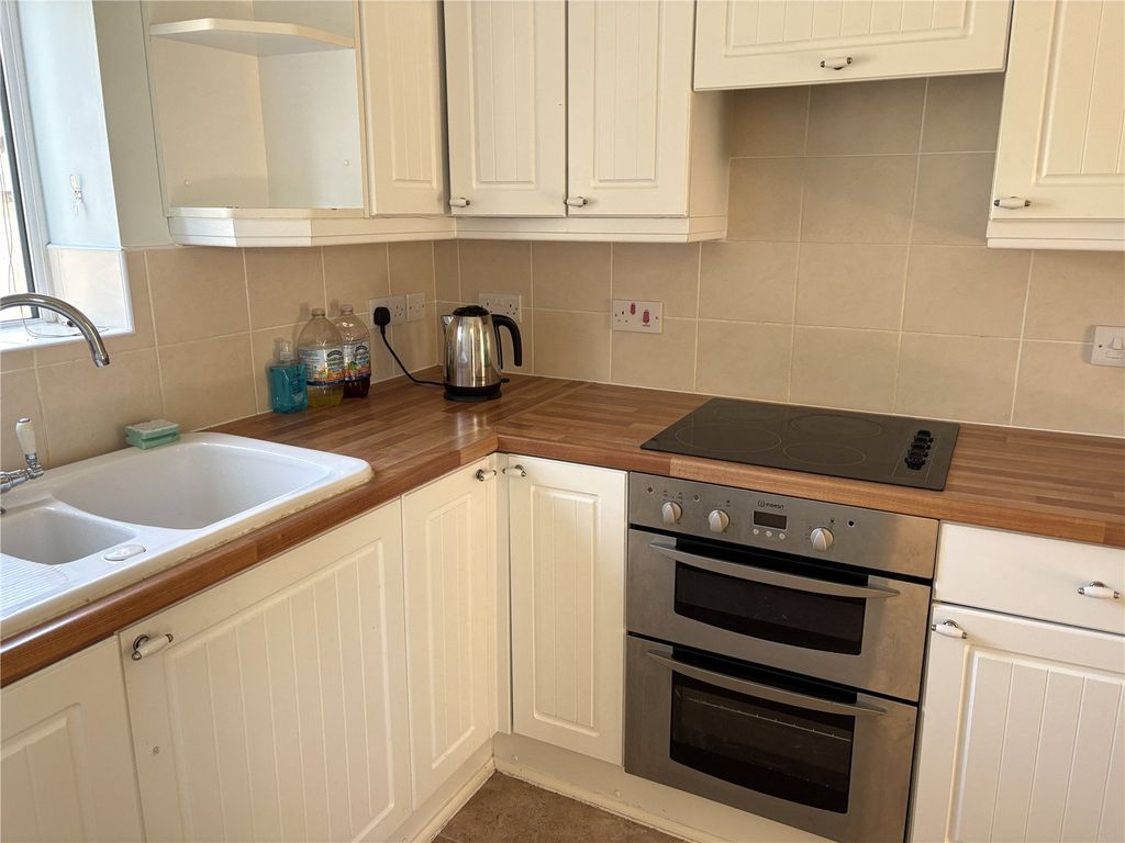 Property photo 2 of 21 Picture No. 03