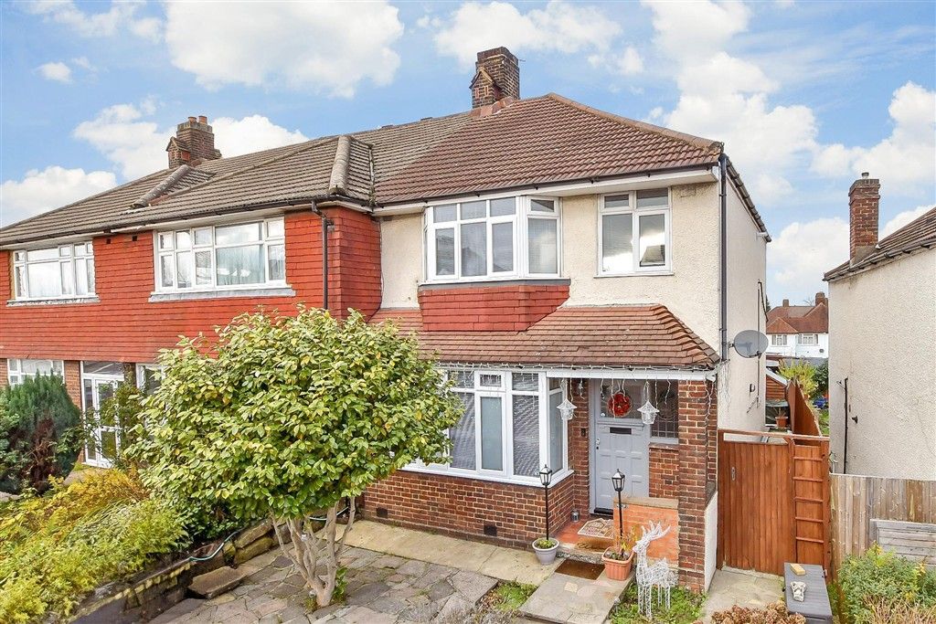 Property photo 3 of 7 External (Web)