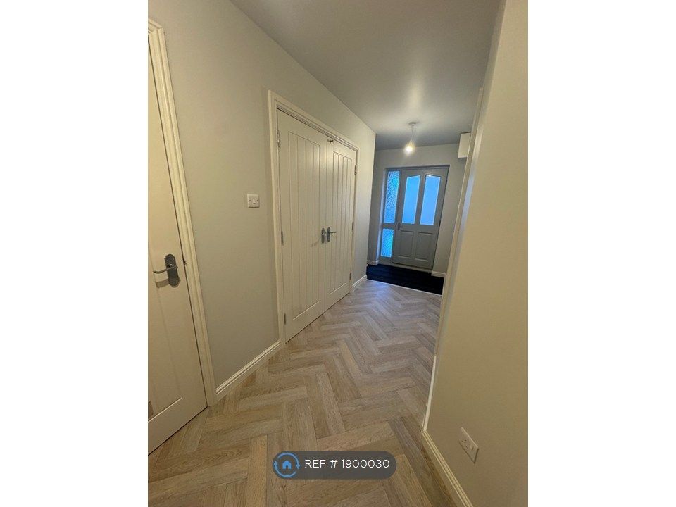 Property photo 3 of 25