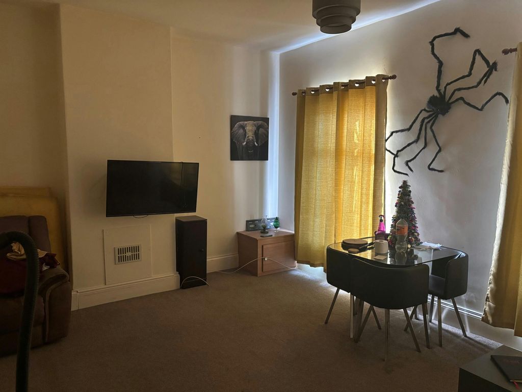 Property photo 2 of 7 1.Jpg