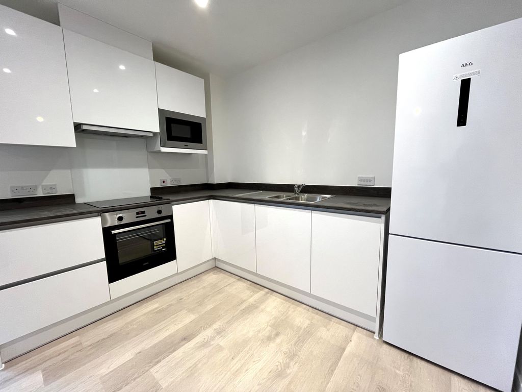 Property photo 1 of 4
