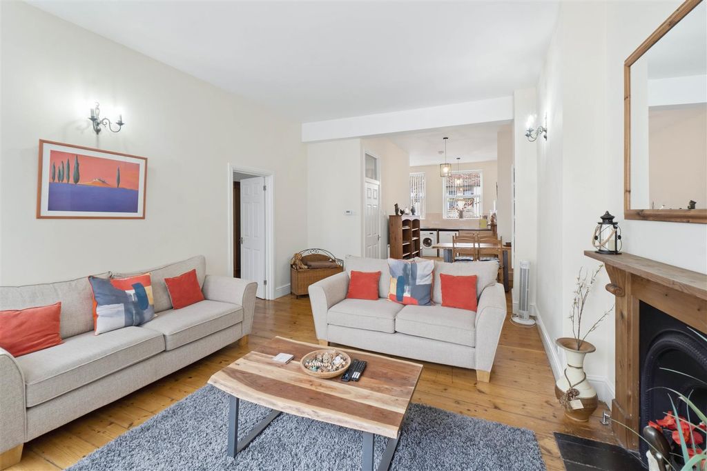 Property photo 2 of 9 Open Plan Living