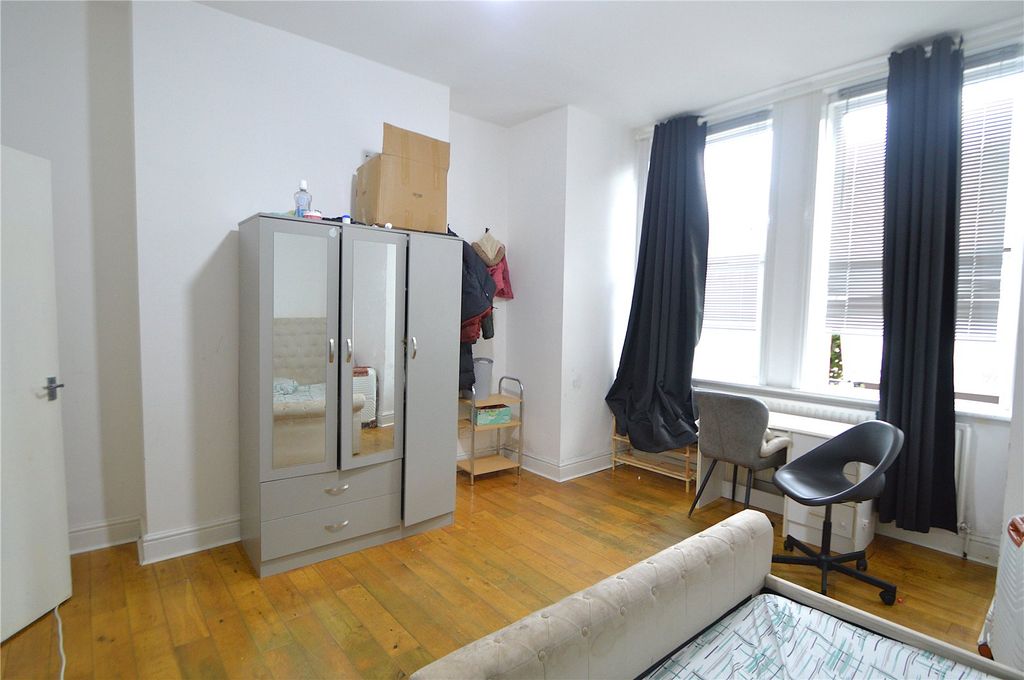 Property photo 3 of 5 Picture No. 04