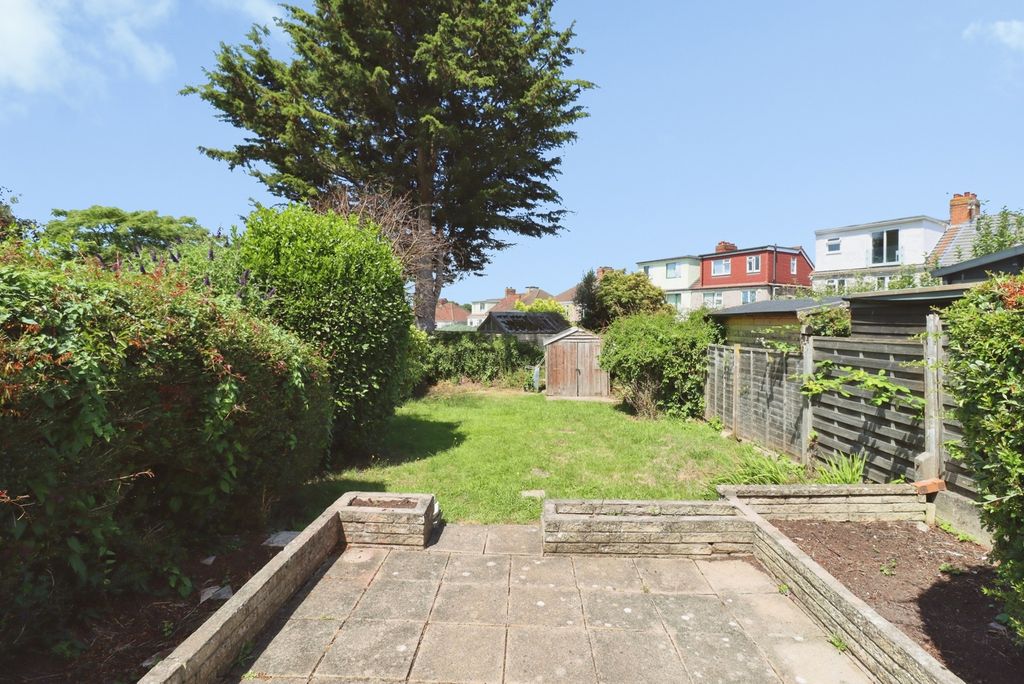Property photo 2 of 23 Pbox-Img.Jpg