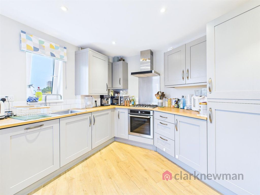 Property photo 3 of 12 Open Plan Living