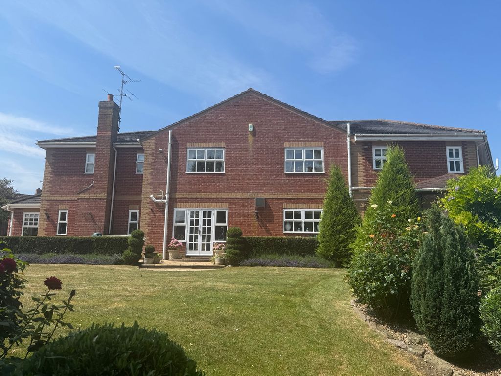 Property photo 1 of 32 Rear Elevation