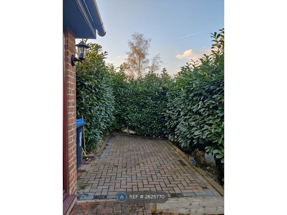 Property photo 2 of 6